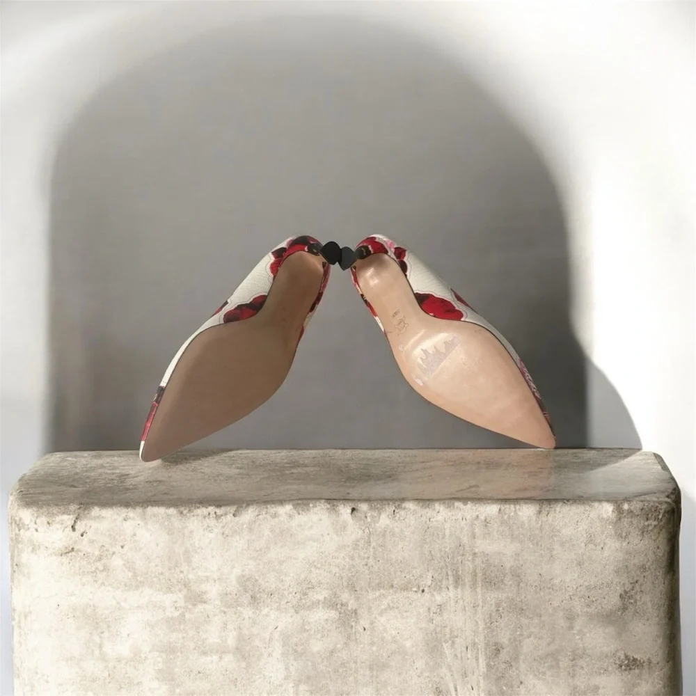 SAMANTHA SUNG Red and Cream Floral Heels NWOT